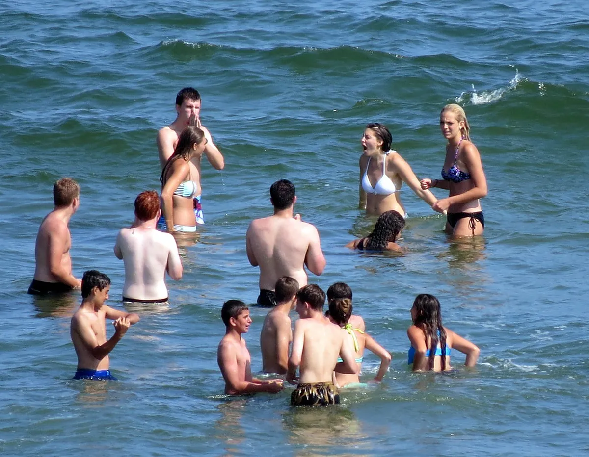 Swimming in Vranov Dam Summer Beach Tips
