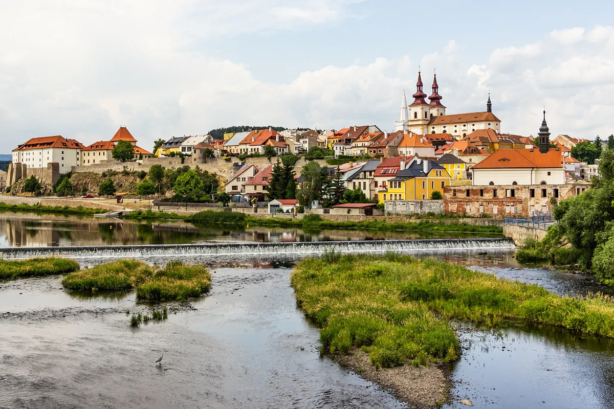 Best Vltava River Bank Views in Český Krumlov