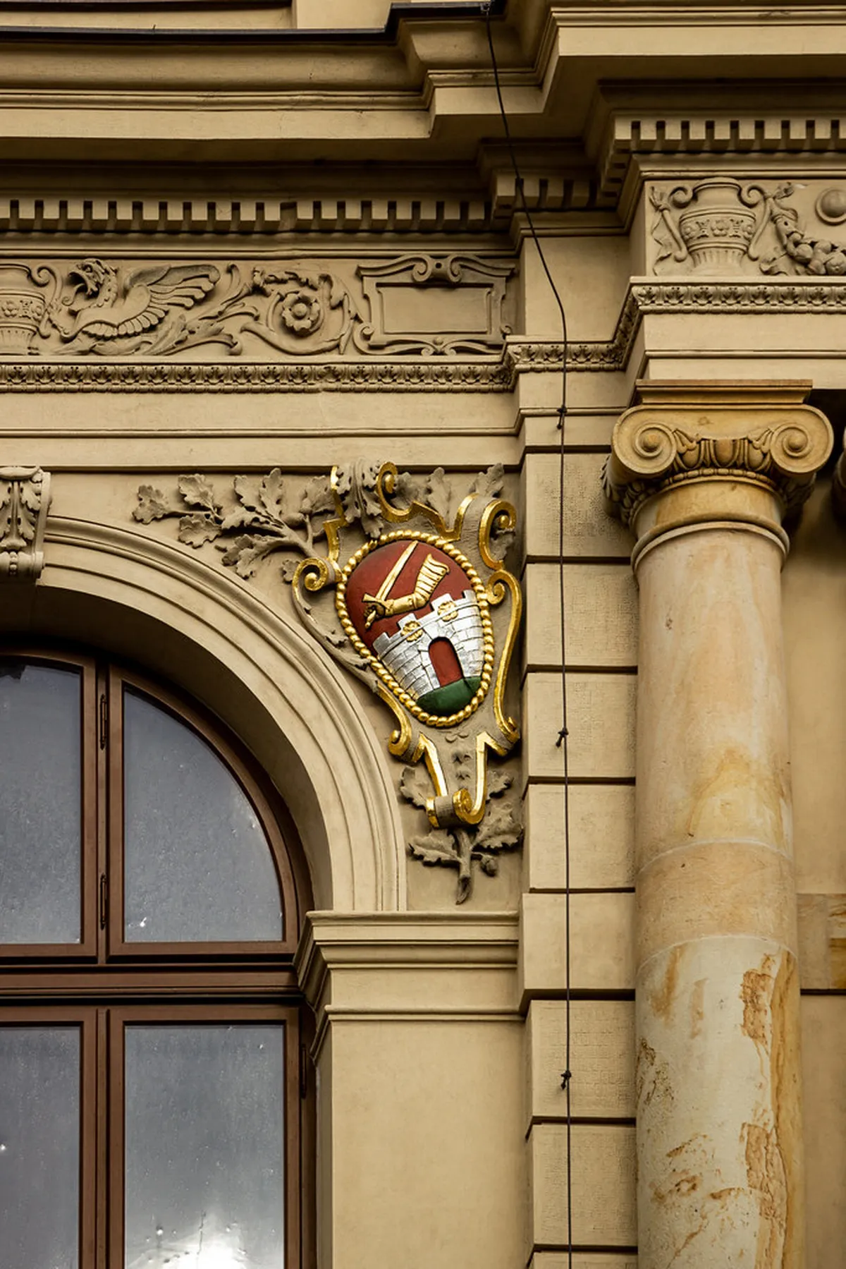 Loket Castle Day Trip from Karlovy Vary: 2026 Guide