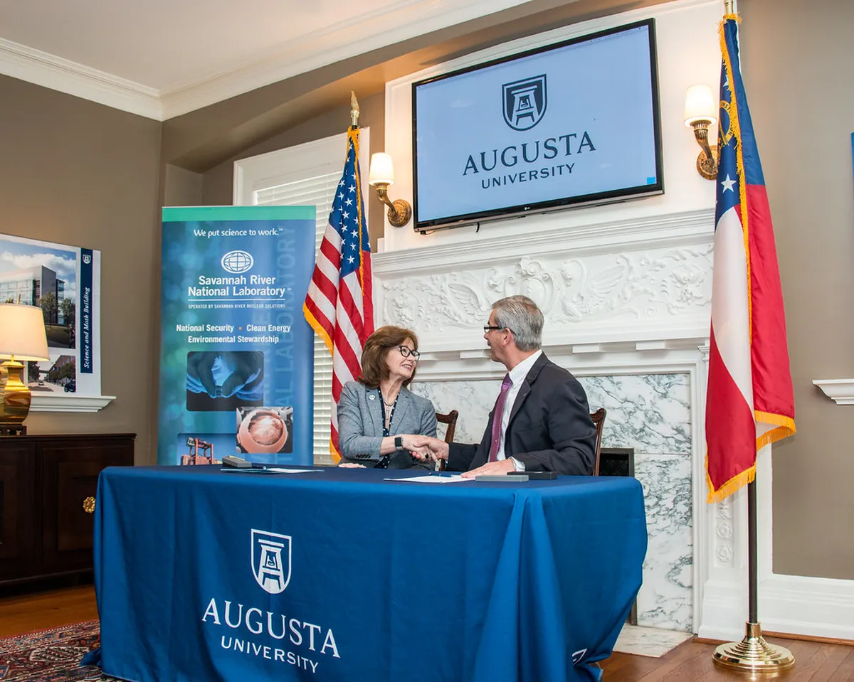 Michalské Návrší Hill Views Without Tickets Guide