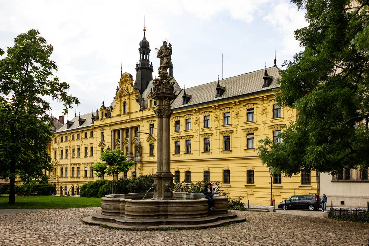 12 Best Jewish Quarter Prague Landmarks to Visit in 2026