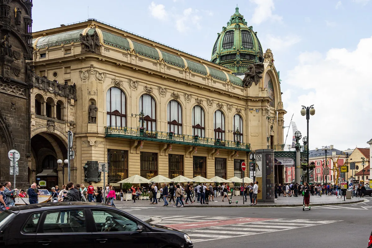 Prague Castle Complex Guide: 10 Essential Sights for 2026