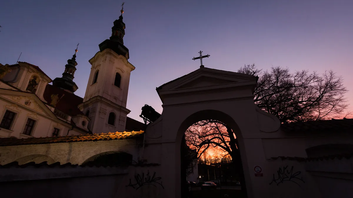 Best Strahov Monastery Sunset Panorama Guide