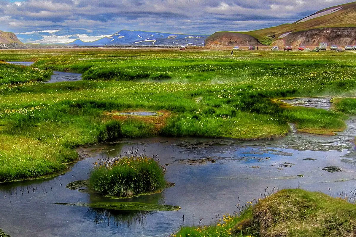 Best Walking Route to Vítkov Hill Statue in Prague